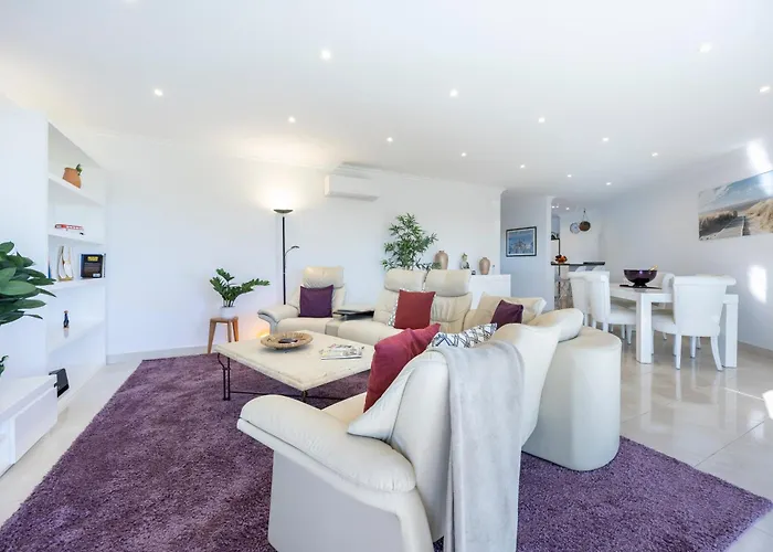 アパート Infinity Penthouse ラゴス